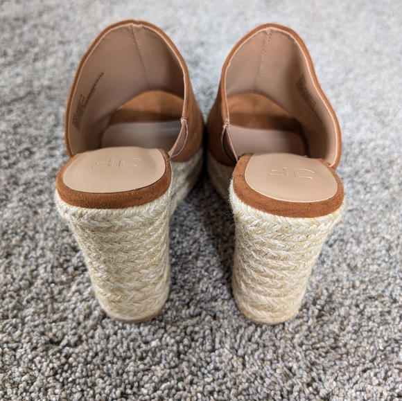 JustFab Wedges - Picture 3 of 5